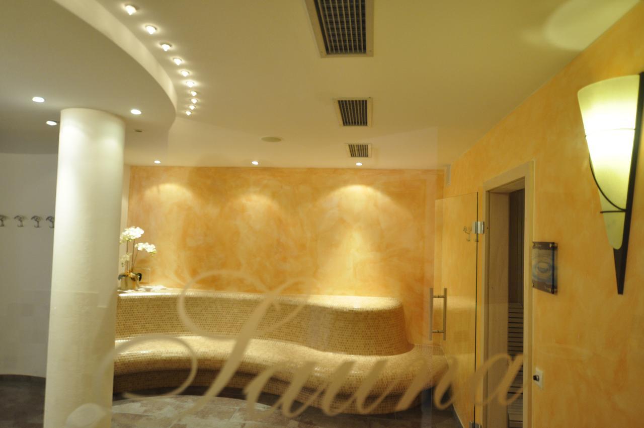 Hotel Alpin コッレ・イザルコ エクステリア 写真
