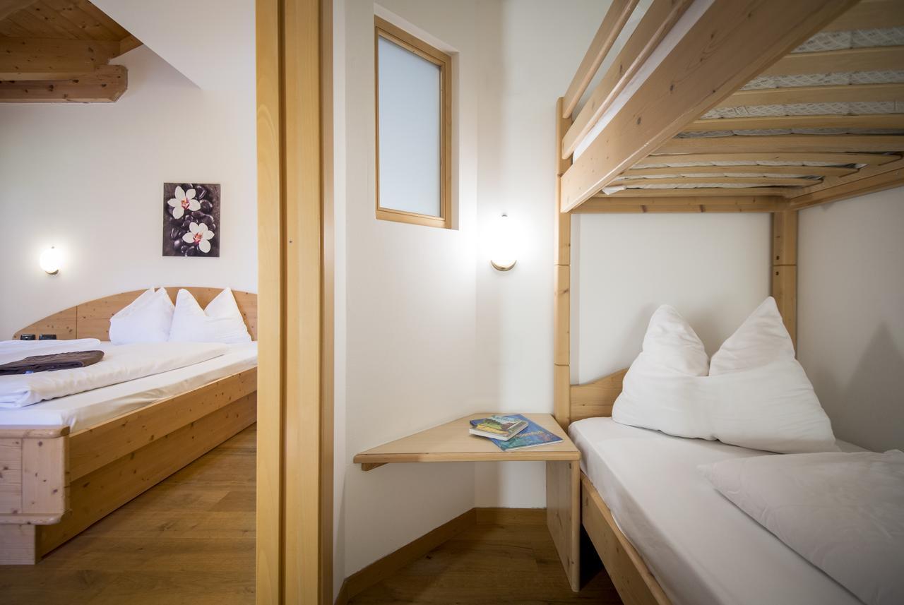 Hotel Alpin コッレ・イザルコ エクステリア 写真
